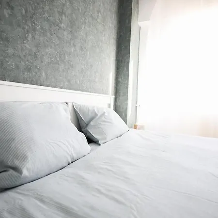 Апартаменти Penthouse Unirii Downtown Free Parking Бухарест