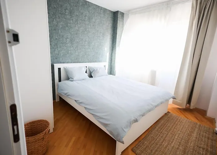 Penthouse Unirii Downtown Free Parking Bucharest